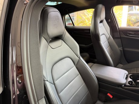 Porsche Panamera PDK 25
