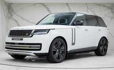 Land Rover Range Rover P440e SE 1