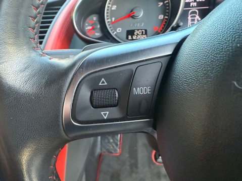 Audi R8 4.2 R8 LE Semi-Auto 4WD 2dr 27
