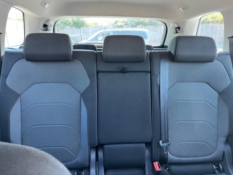 Skoda Kodiaq 2.0 TDI SE DSG 4WD Euro 6 (s/s) 5dr (7 Seat) 11