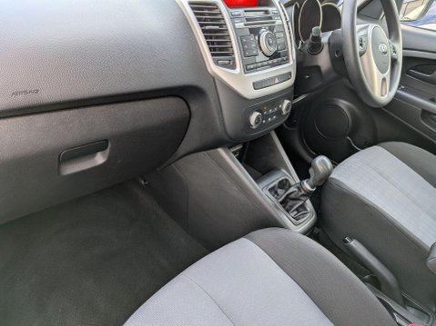 Kia Venga 1.4 1 Euro 6 (s/s) 5dr 28
