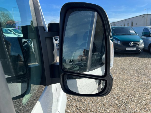 Vauxhall Movano LWB L3H2 (SOLD) Medium Roof F3500 Air Con Nav Tow Bar EURO 6 NO VAT 17