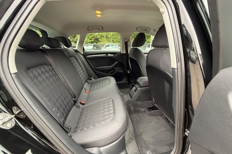 Audi A3 TDI SE TECHNIK - ULEZ COMPLIANT- £20 ROAD TAX - CRUISE CONTROL 23