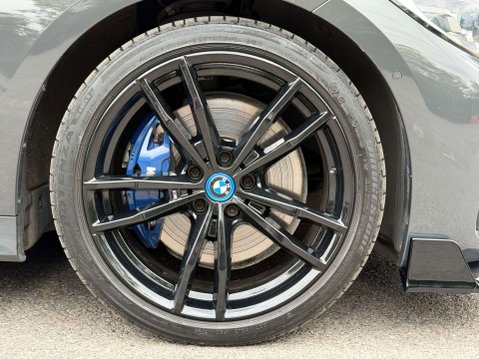 BMW 3 Series 3.0 330d M Sport+ Edition Auto 5dr 38