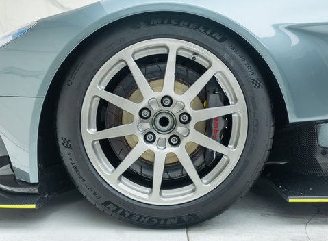 Aston Martin Vantage AMR Pro 54