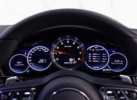Porsche Panamera TURBO PDK 13