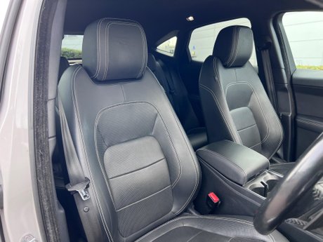 Jaguar E-Pace 2.0 D240 R-Dynamic HSE Auto AWD Euro 6 (s/s) 5dr 18