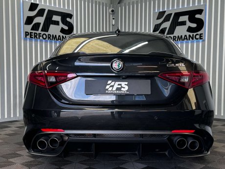 Alfa Romeo Giulia 2.9 V6 Bi-Turbo Quadrifoglio Saloon 4dr Petrol Auto Euro 6 (s/s) (510 ps) 5