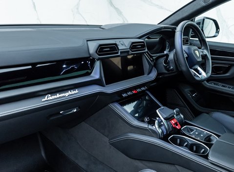 Lamborghini Urus SE 25