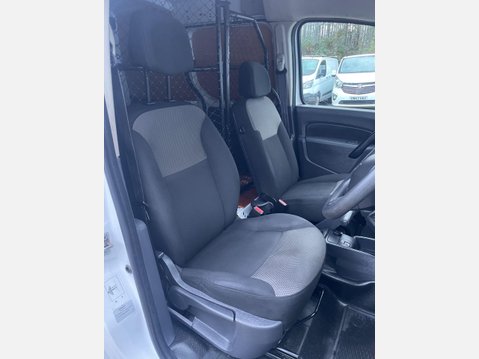 Renault Kangoo 1.5 dCi ENERGY ML19 Business Panel Van 5dr Diesel Manual MWB Euro 6 (s/s) ( 22