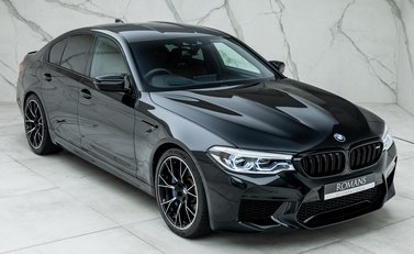 BMW M5 Competition 8