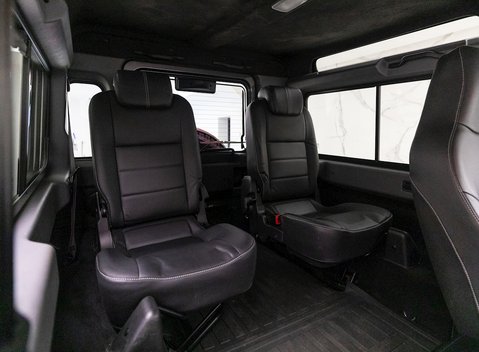 Land Rover Defender 90 Landmark 12