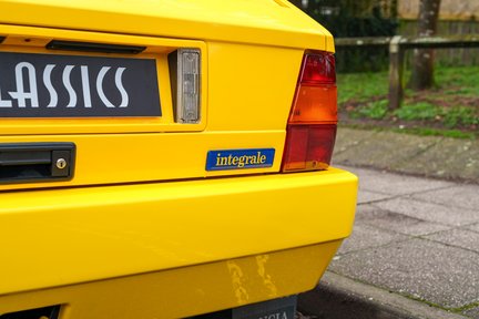 Lancia Delta Intregale Evoluzione 1 'Giallo Ferrari' Limited Edition 13