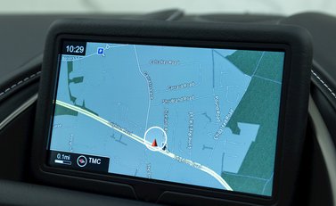 Aston Martin DB11 V8 Shadow Edition 16