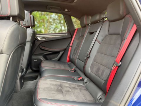 Porsche Macan 2.9 Macan GTS Semi-Auto 4WD 5dr 28