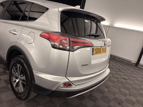 Toyota Rav4 2.0 D-4D Business Edition Euro 6 (s/s) 5dr 21