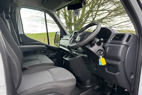 Renault Master LL35 Business 145 ps dCi Low Floor Luton - Air Con / Camera 14