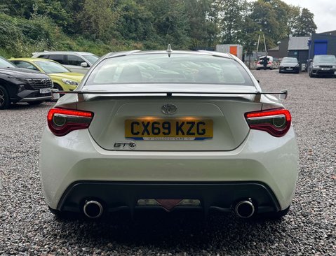 Toyota GT86 2.0 GT86 Professional D-4S 2dr 7