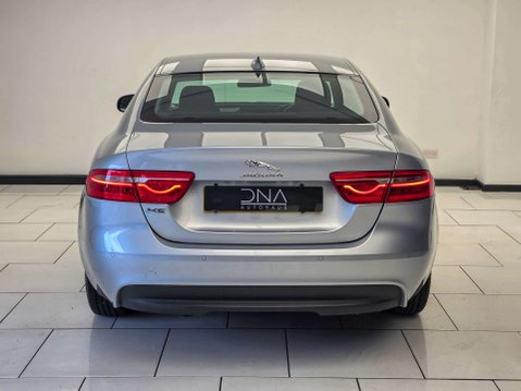 Jaguar XE 2.0 XE SE D 4dr 11