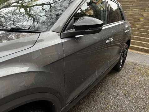 Volkswagen T-Roc 2.0 T-Roc Black Edition TDI Evo Semi-Auto 5dr 49
