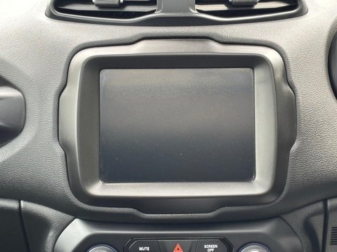 Jeep Renegade S MHEV 18