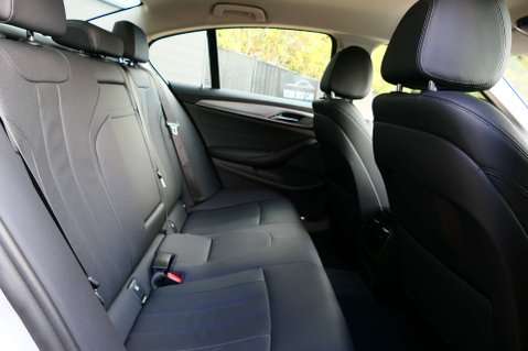 BMW 5 Series 2.0 530e xDrive SE Auto 4WD 4dr 28