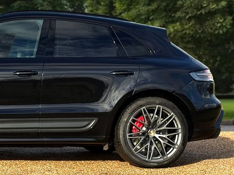 Porsche Macan GTS PDK 11