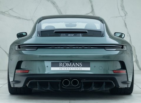 Porsche 911 GT3 Touring (992) 17