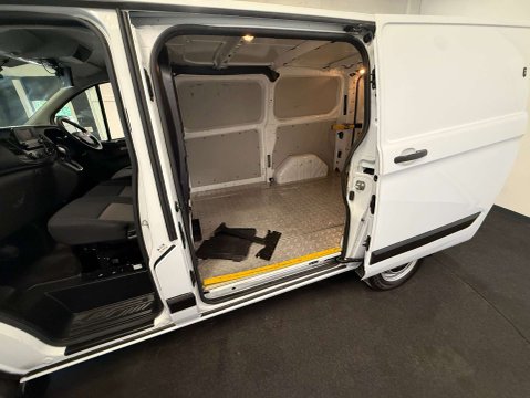 Ford Transit Custom 1.0 Transit Custom 340 Leader PHEV CVT 32