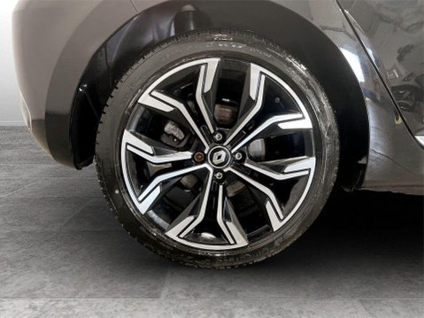 Renault Clio 1.6 E-TECH Techno Hatchback 5dr Petrol Hybrid Auto Euro 6 (s/s) (145 ps) 10