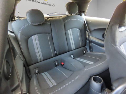 Mini Hatch 2.0 Cooper S Sport Steptronic Euro 6 (s/s) 3dr 11
