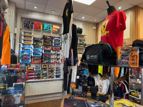 Classic Chrome's Shop ready for Christmas! 3