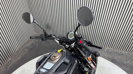 Husqvarna Svartpilen 125 2022 ONLY 6K MODERN CLASSIC FEEL 15BHP MOT OCTOBER 2027 10