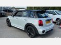 Mini Hatch 1.5 Cooper Sport Auto 5dr 2