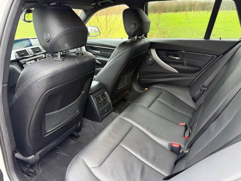 BMW 3 Series 2.0 320d M Sport Shadow Edition Touring Auto Euro 6 (s/s) 5dr 38