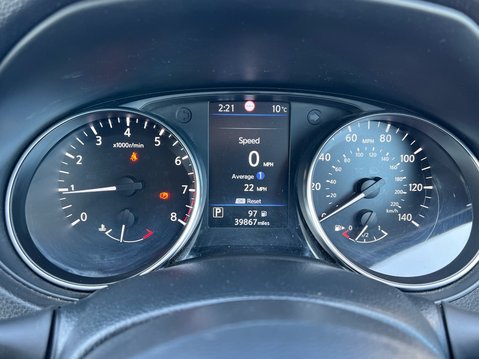 Nissan Qashqai DIG-T ACENTA PREMIUM DCT 11