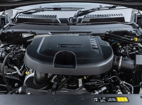 Land Rover Defender 110 D300 X 29