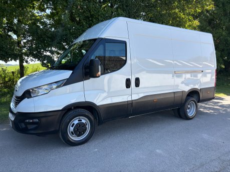 Iveco Daily 35C16 HV Business 3520 Panel Van - Sat Nav / Rear Camera