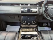 Land Rover Range Rover Velar 3.0 Range Rover Velar R-Dynamic HSE D300 Auto 4WD 5dr 2