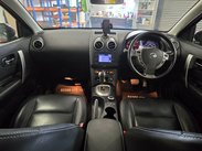 Nissan Qashqai 2.0 dCi Tekna Auto 4WD Euro 5 5dr (AVM) 12