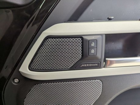 Land Rover Defender 3.0 Defender XS Edition MHEV Auto 4WD 5dr 81