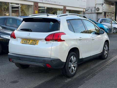 Peugeot 2008 1.6 e-HDi Allure SUV 5dr Diesel EGC Euro 5 (s/s) (92 ps) 4