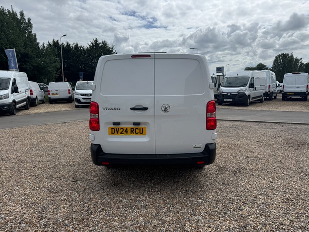 Vauxhall Vivaro LWB L2H1 Low Roof Prime Aircon Cruise Sensors Nav EURO 6 7