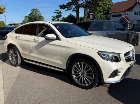Mercedes-Benz GLC GLC 250 4MATIC AMG LINE PREMIUM PLUS 9