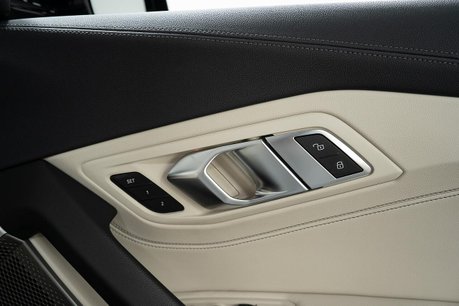 BMW Z4 3.0 M40i Convertible 2dr Petrol Auto sDrive Euro 6 (s/s) (340 ps) 26