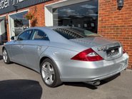 Mercedes-Benz CLS CLS320 CDI 8