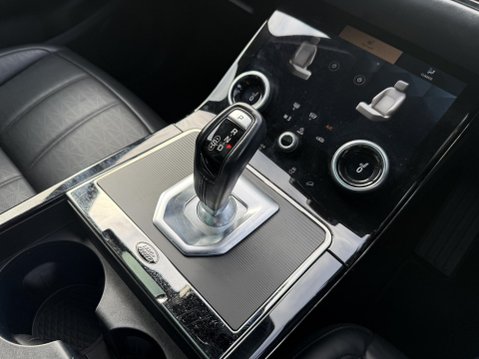 Land Rover Range Rover Evoque 2.0 D200 MHEV R-Dynamic HSE SUV 5dr Diesel Auto 4WD Euro 6 (s/s) (204 ps) 46