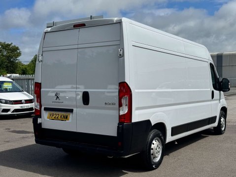 Peugeot Boxer 2.2 BlueHDi 335 Professional Panel Van 5dr Diesel Manual L3 H2 Euro 6 (s/s) 12