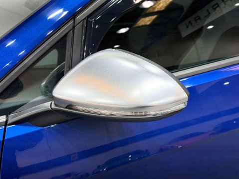 Volkswagen Golf 2.0 TSI BlueMotion Tech R Hatchback 3dr Petrol DSG 4Motion Euro 6 (s/s) (30 47