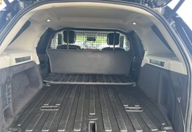 Land Rover Discovery 3.0 D300 MHEV HSE Auto 4WD COMMERCIAL 33